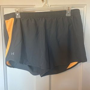 Women’s XXL Under Armour Running Shorts